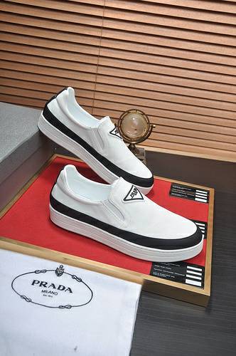 Picture of Prada Shoes Men _SKUfw141557969fw